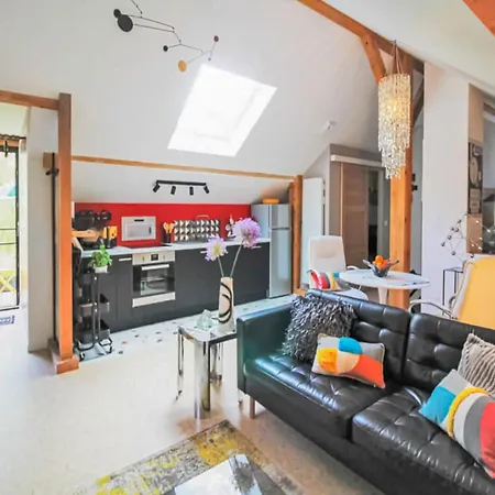 Appartement Romantic In Saint-quirin, Cleaning Included