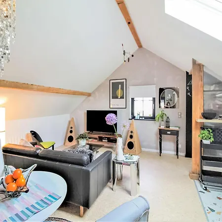 Romantic In Saint-quirin, Cleaning Included Appartement *